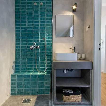 Lovelystay - Turquoise River View Ii * Lisbon