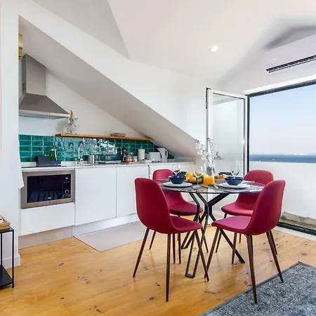Apartment Lovelystay - Turquoise River View Ii