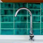 Lovelystay - Turquoise River View Ii Lissabon